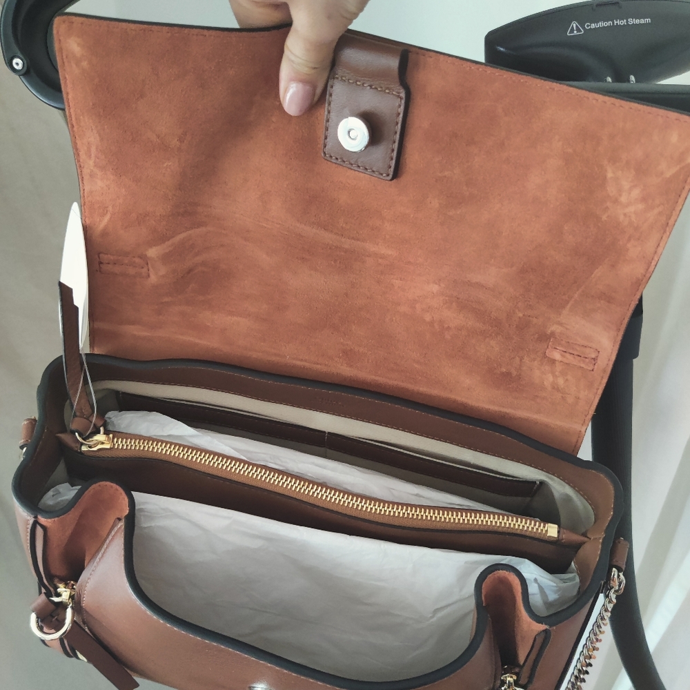 Handbag - Picture 3 of 5